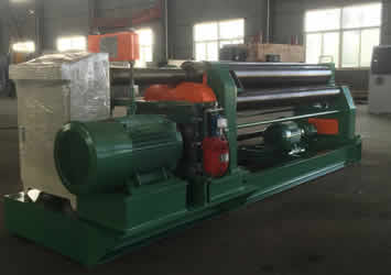 W11系列機(jī)械三輥對稱式卷板機(jī)